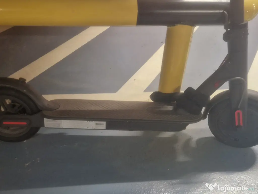 Trotineta electrica XiaoMI M365 