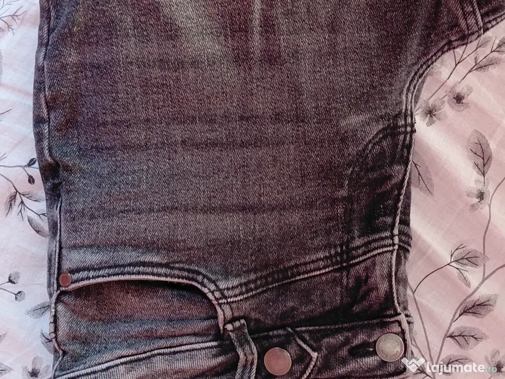 Pantaloni femei mărimea 40 Orsay 