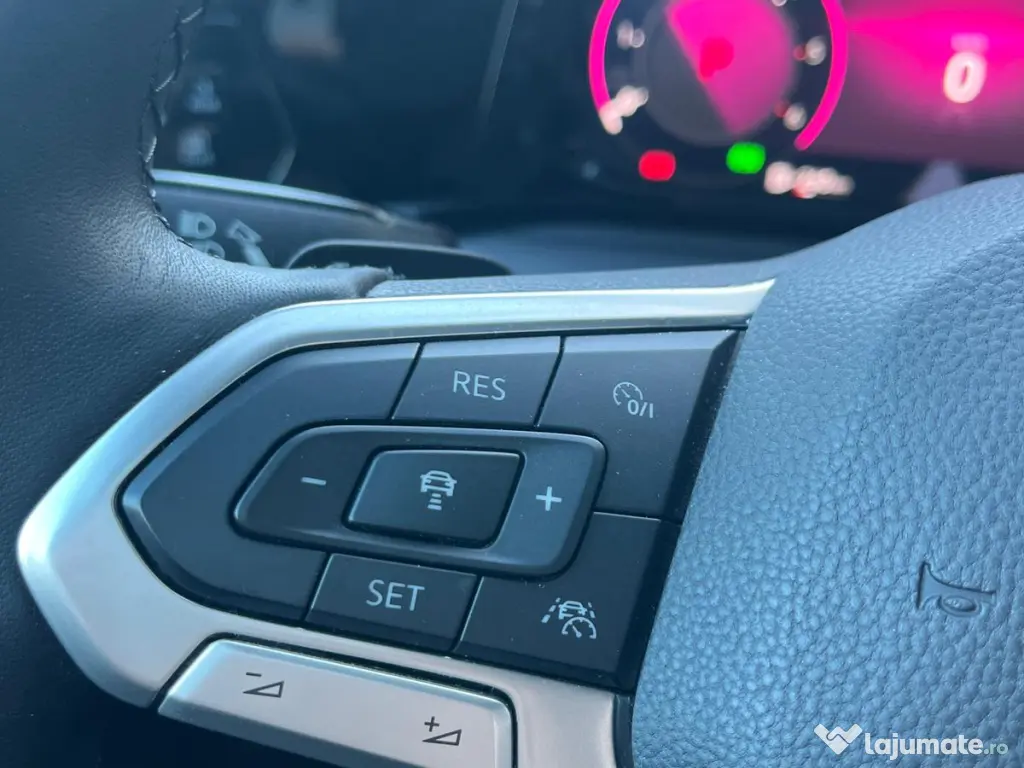 VW Golf 8 STYLE, 2.0 DIESEL TVA DEDUCTIBIL (Automat)