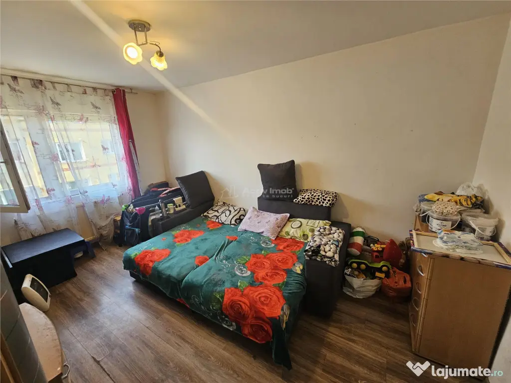 Resita, Garsoniera, Mobilata Utilata, Calea Caransebesului 