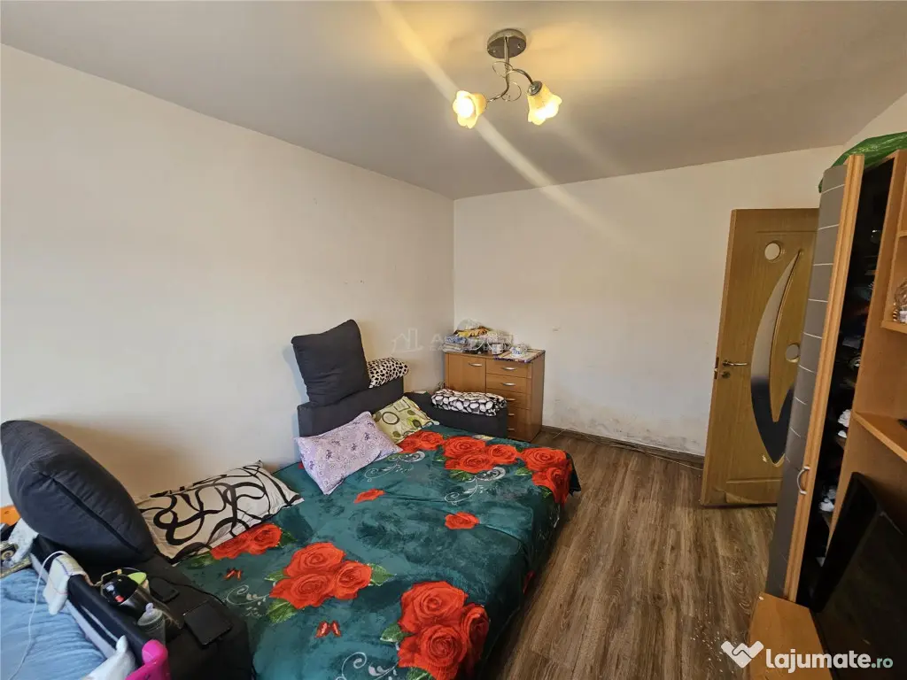 Resita, Garsoniera, Mobilata Utilata, Calea Caransebesului 