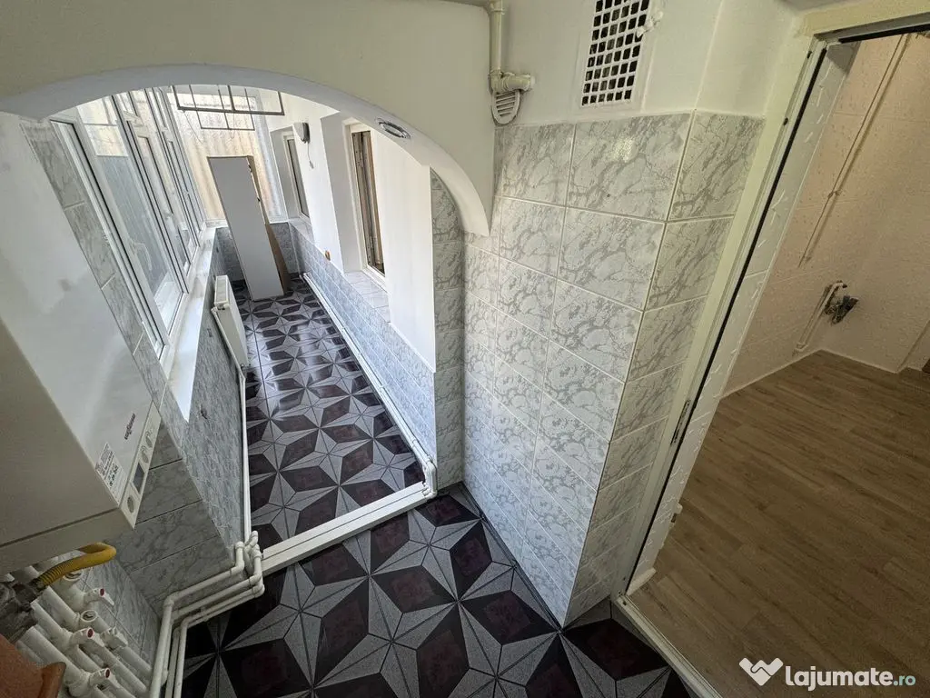 Apartament de 2 camere zona Icil 