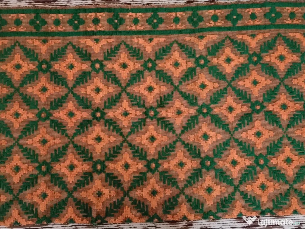 Macate țesute manual din lână 