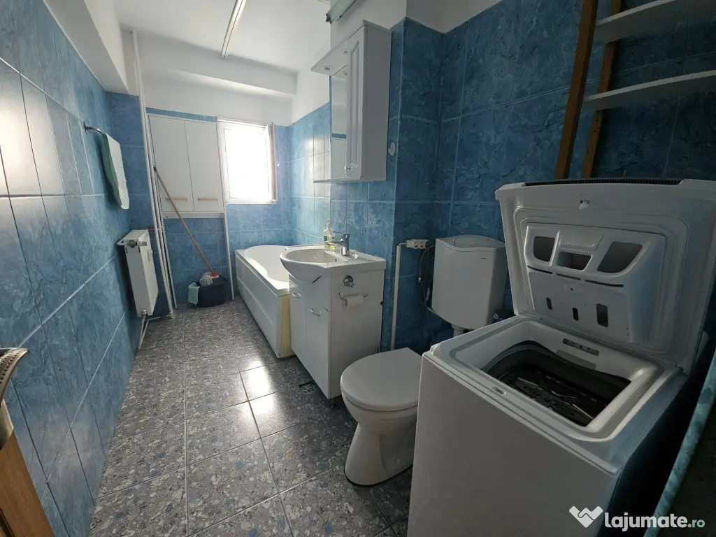 Inchiriez 2 camere in Piata Victoriei - proprietar 