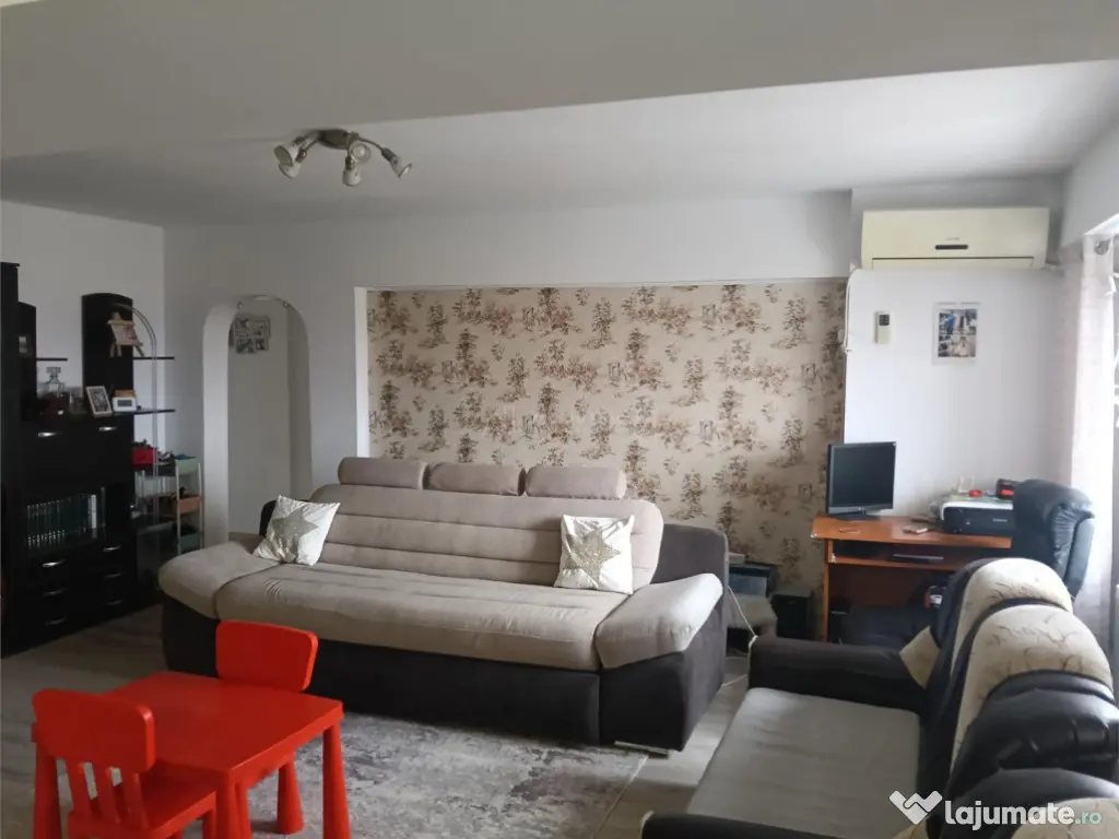 Apartament 3 camere-Mobilat si utilat-Mutare imediata-Poziti 