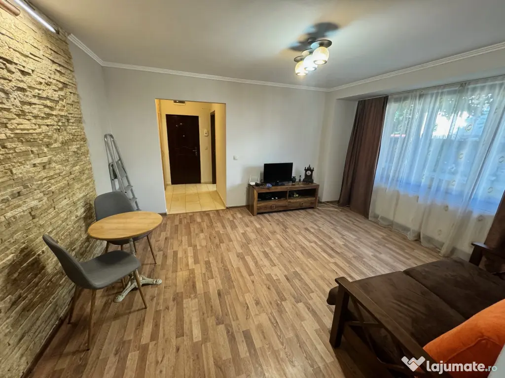 Apartament 2 camere de închiriat, central, complet reamenajat 2024 