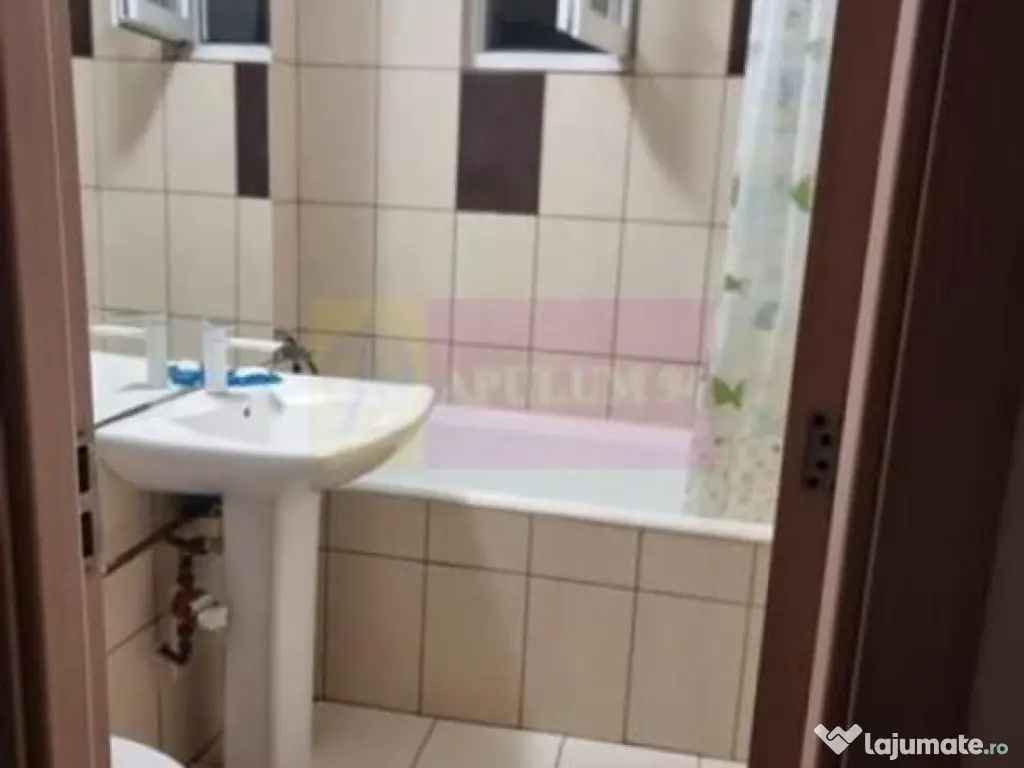 Apartament 3 camere Mega Mall. 