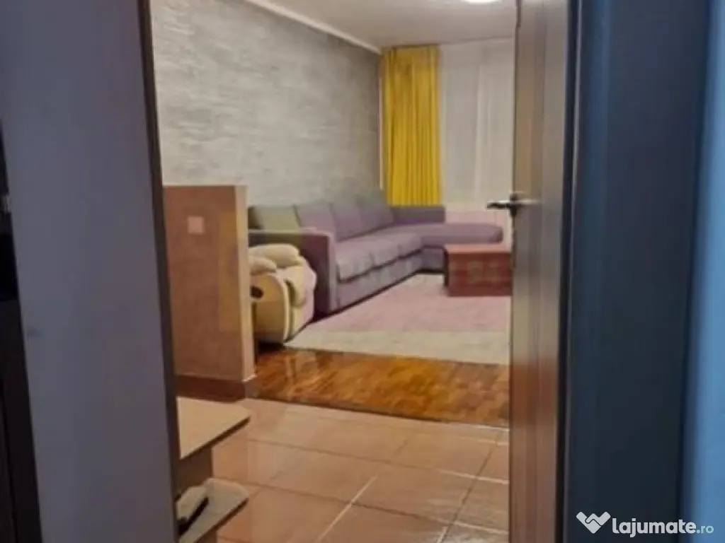 Apartament 3 camere Mega Mall. 