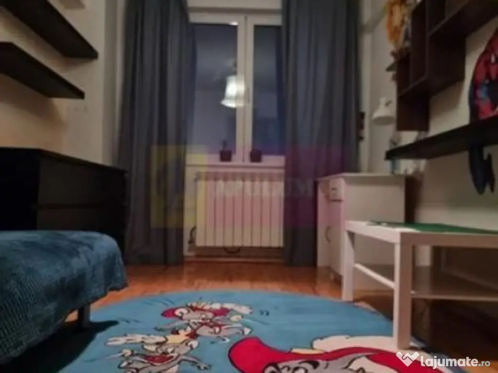 Apartament 3 camere Mega Mall. 