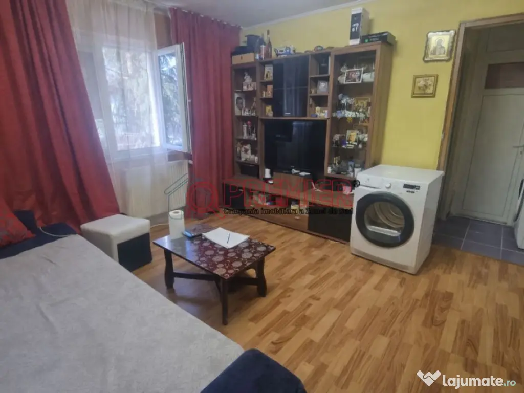 Str. Argeșelu – Apartament 2 camere - etaj 1, mobilat, 