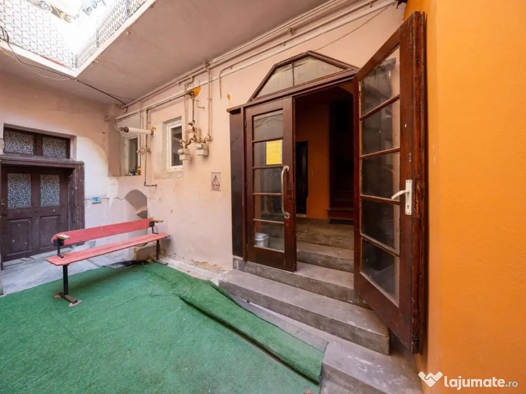 Garsonieră de vânzare–Centrul Istoric Brașov | Ideal... 