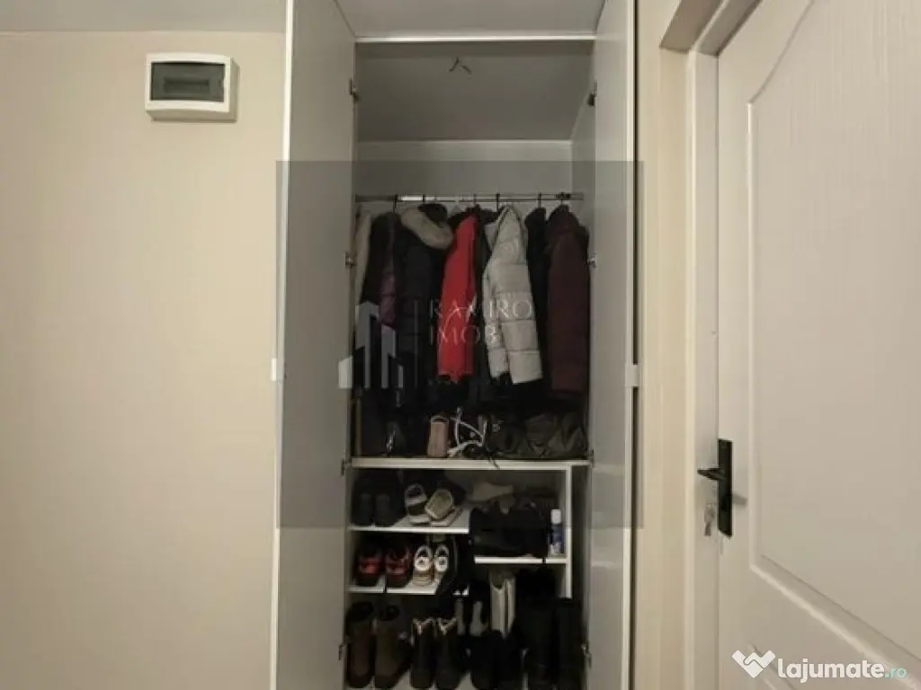 Apartament 4 camere, decomandat. Piata Rahova 