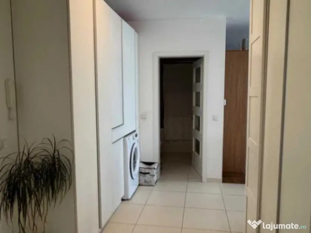 Apartament 2 camere, open space - zona Avantgarden 