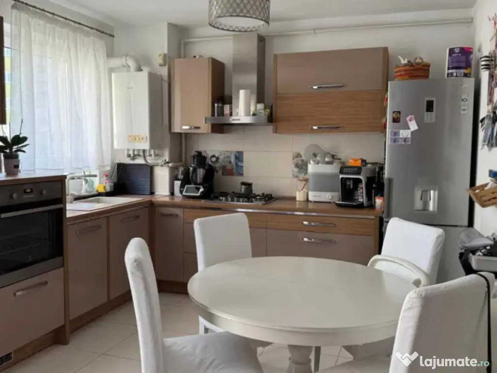 Apartament 2 camere, open space - zona Avantgarden 