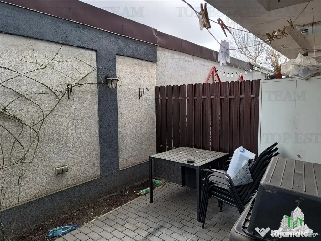 Vila moderna insiruita cu etaj, mansarda si garaj in Magure 