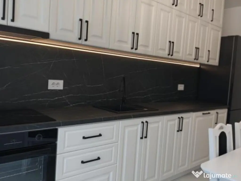 Apartament 2 camere zona Lotus Oradea 