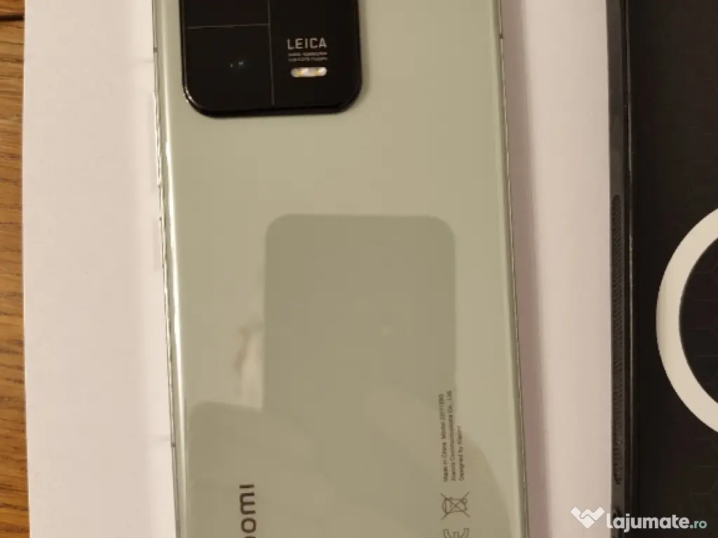 Vand Xiaomi 13, 8 GB RAM, 256 GB