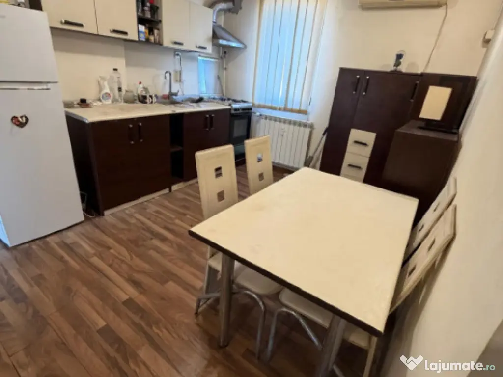 Apartament 3 camere, 66 mp, zona Teatru Colibri