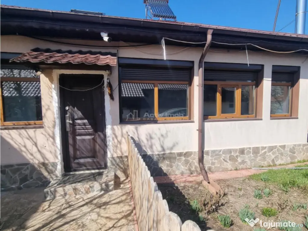 Casa-vila si teren in Nanov