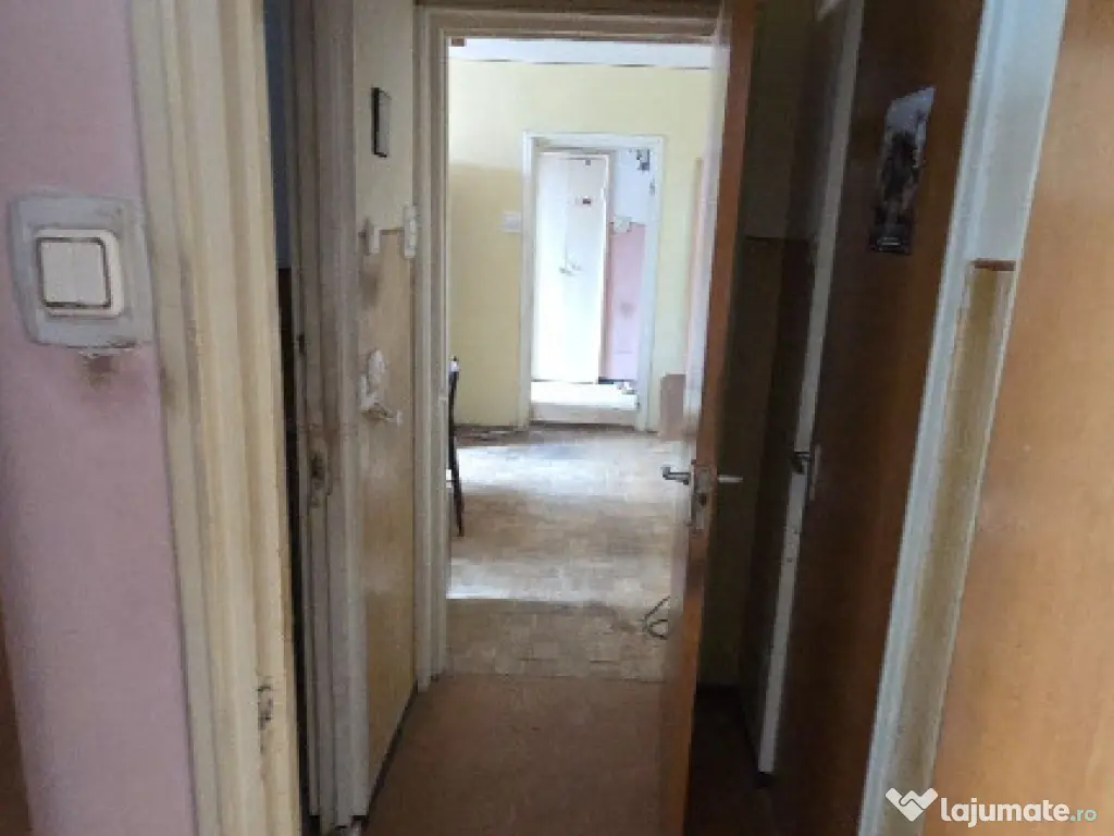 Apartament 2 camere zona Centrul Civic 