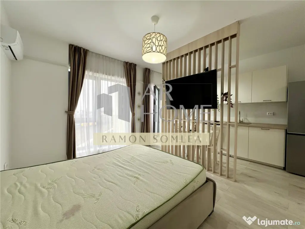 Garsoniera , de lux, parcare, zona Vest Ploiesti 