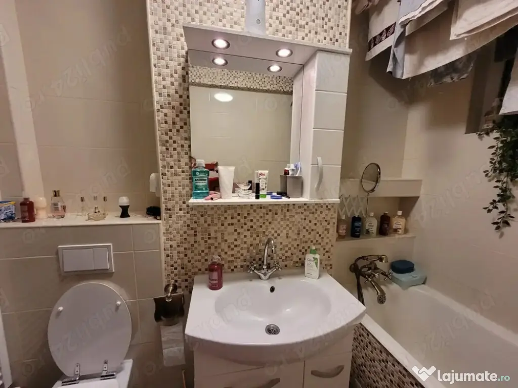 Apartament 2 camere zona GEMENII 