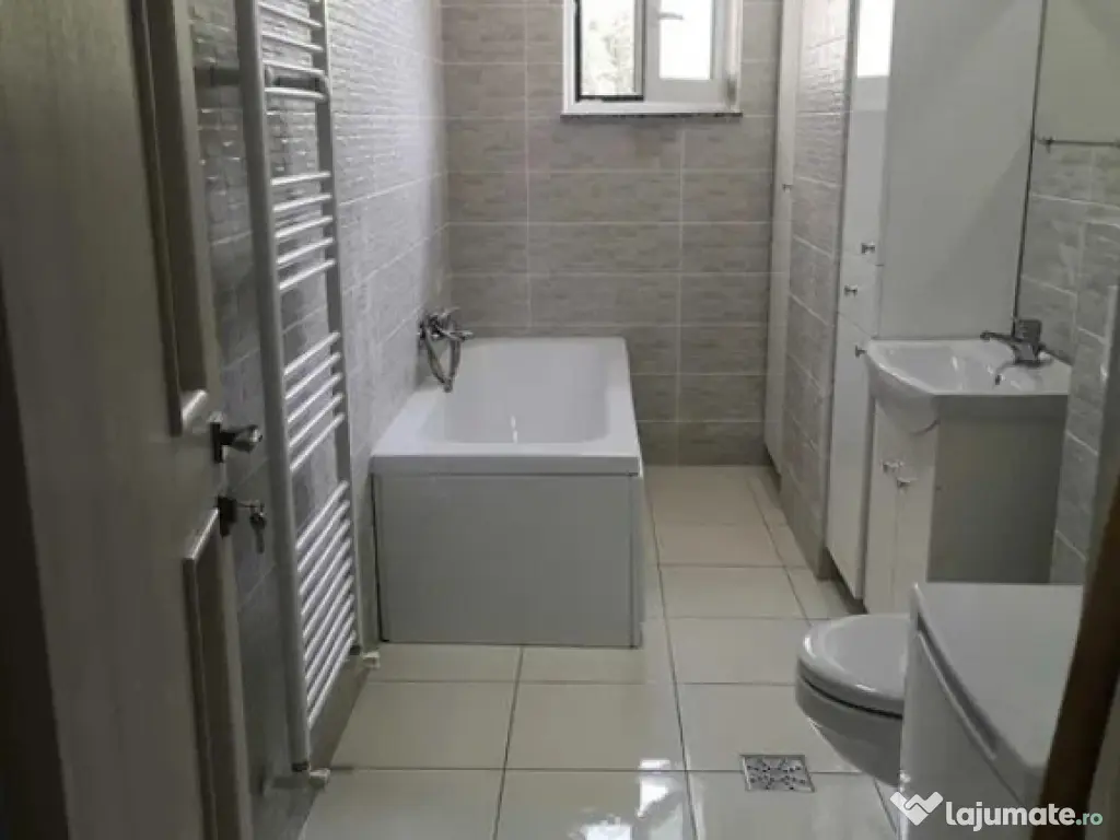 Apartament Cu 2 Camere Decomandate Bloc Nou Zona Ultracentral 