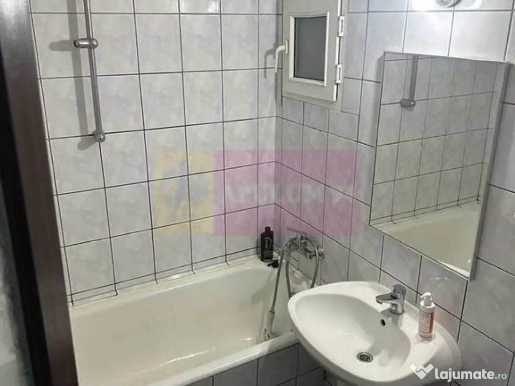 Garsonieră decomandată Sector 6- Bd. 1 Mai 