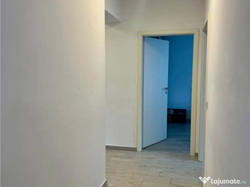 Apartament decomandat, zona Coresi, Tractorul, 2 locuri parc 