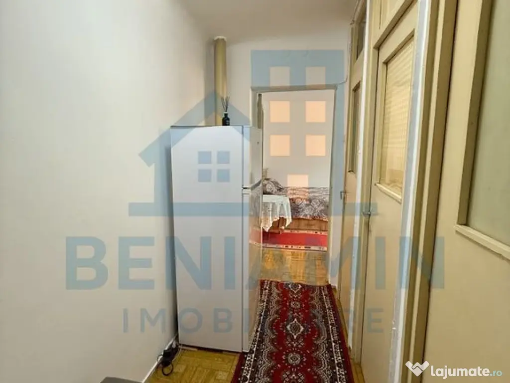 Garsoniera decomandata - mobilata - utilata - etaj 3 - Ro... 