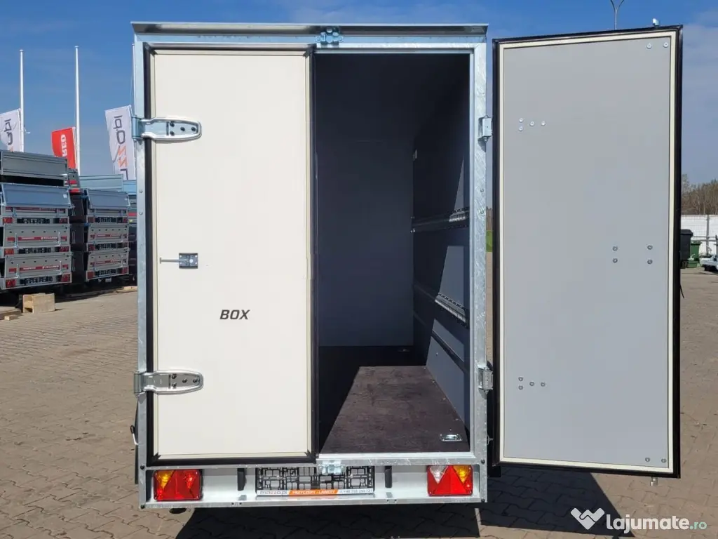 Remorca inmatriculata RO, An fabricație 2025, Carosata izoterma cub 2000 kg 