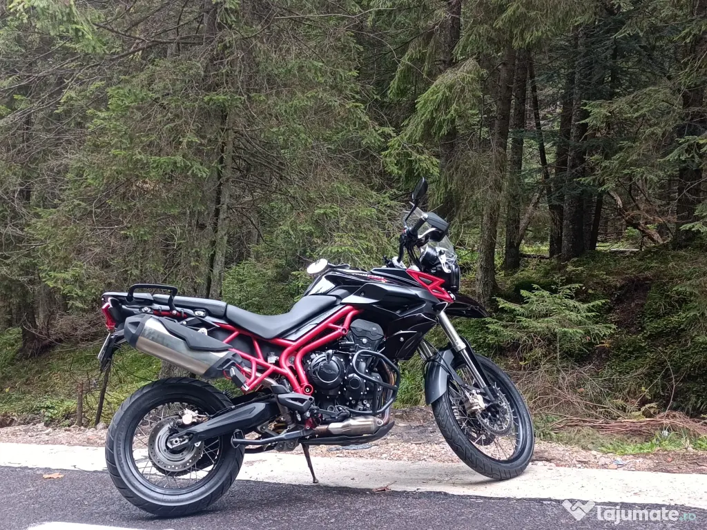Vand motocicletă: TRIUMPH Tiger 800 XC (Special Edition) 
