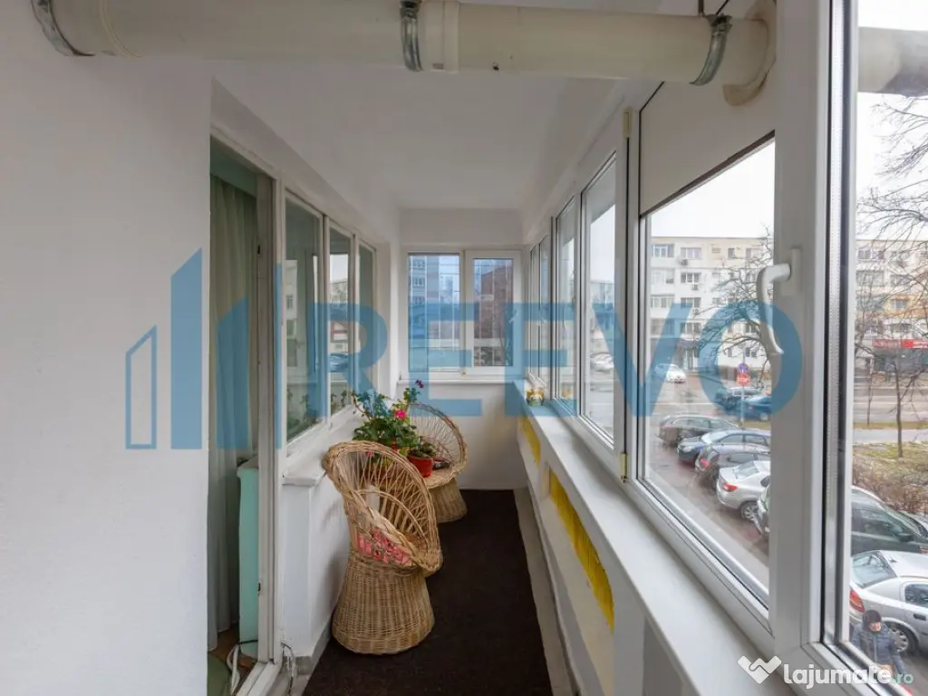 Apartament 4 camere, et. 1, str. 9 Mai, Bacău