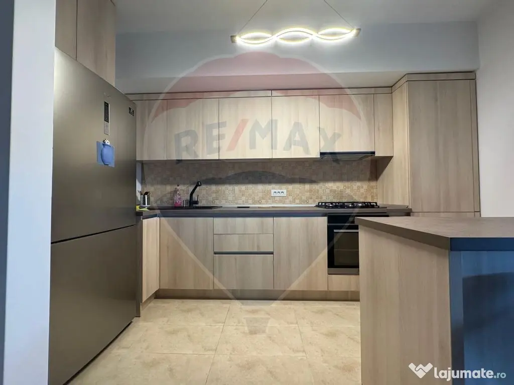 Apartament cu 3 camere de închiriat în zona Lacul Morii 