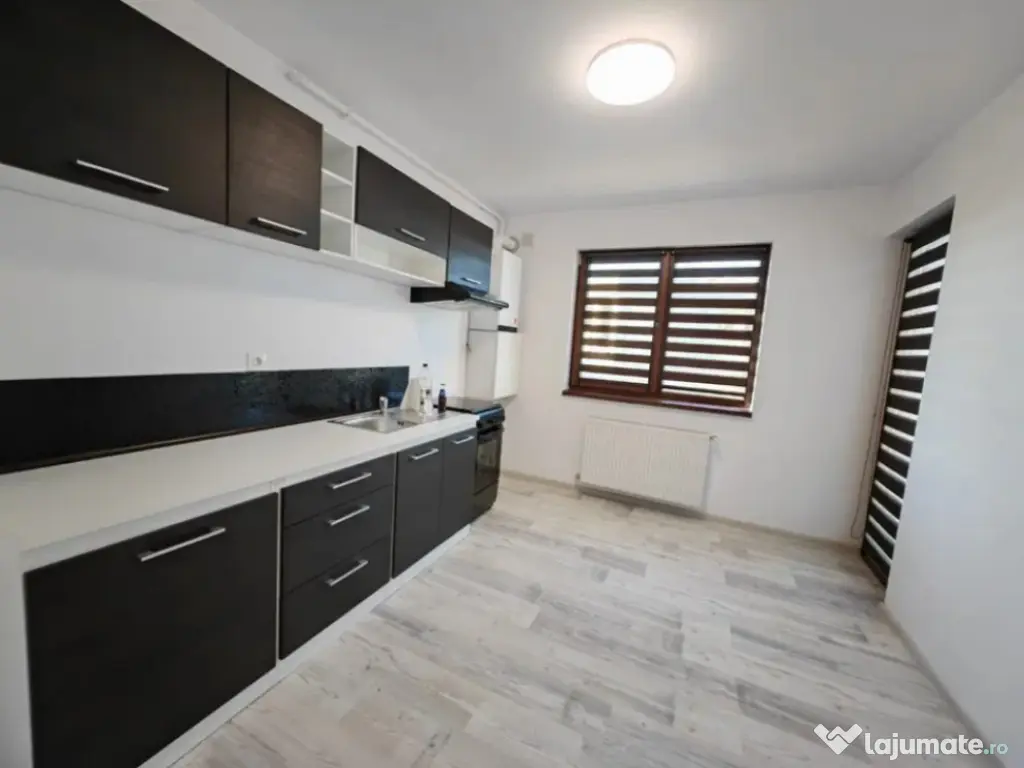 Apartament 3 camere, decomandat - Ghimbav