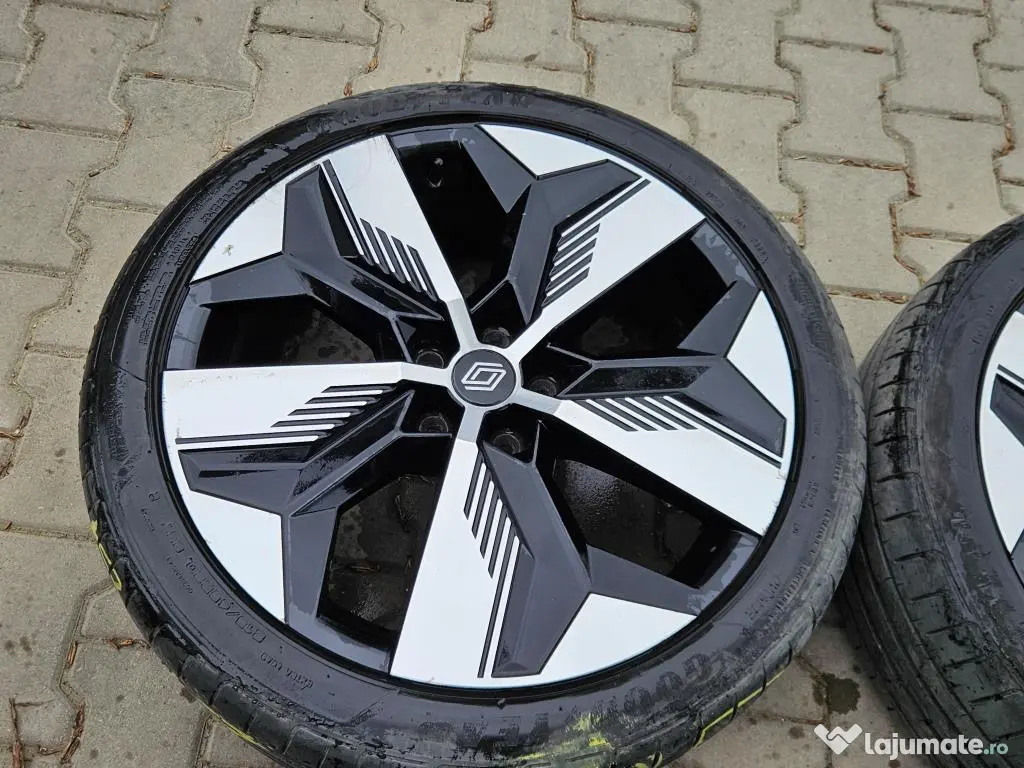 Set roti originale R20 echipate de vara 215/45R20 