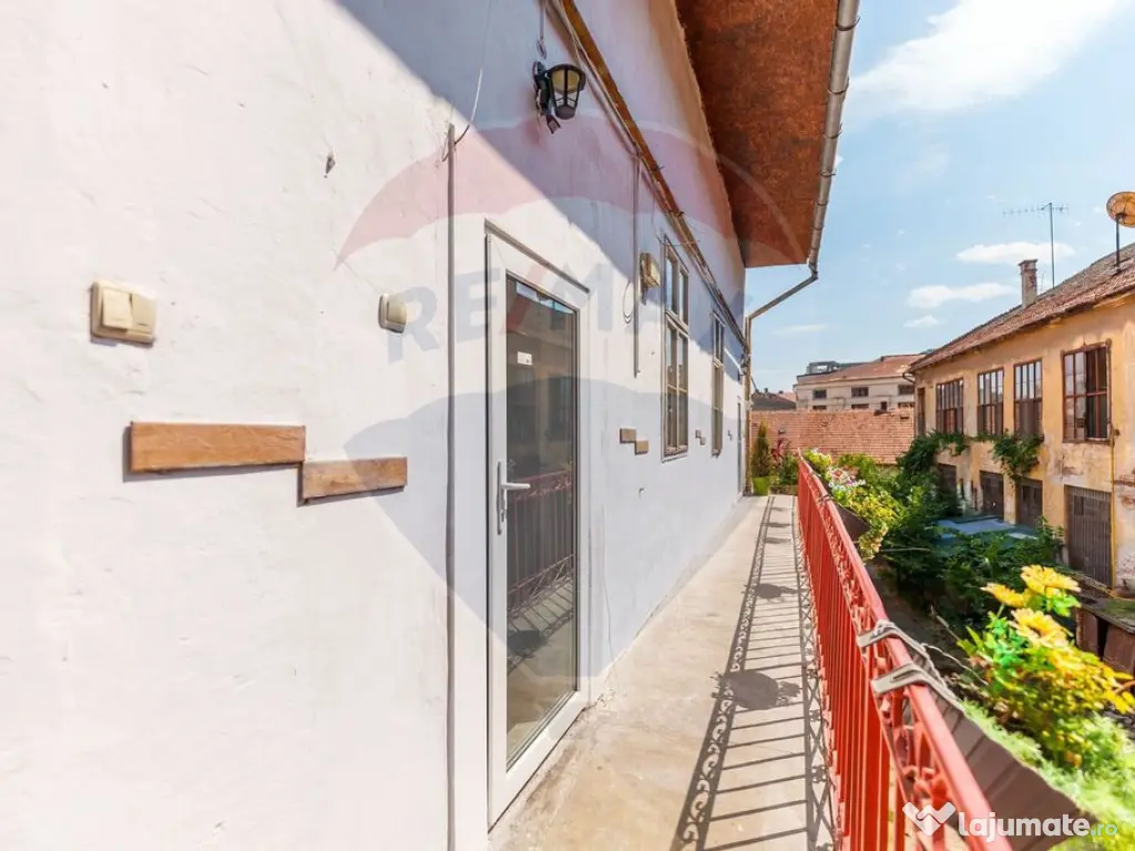 Apartament la casa in zona ultracentrala 