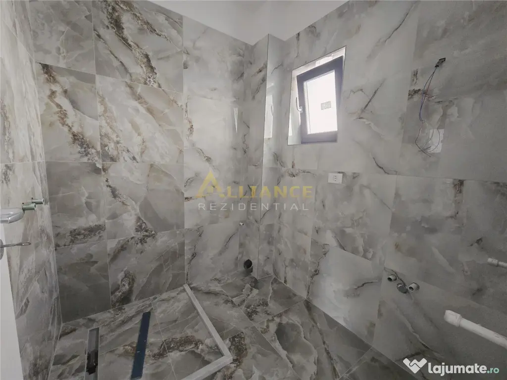 Vila individuala- 4 camere- 2 bai- 375mp teren 