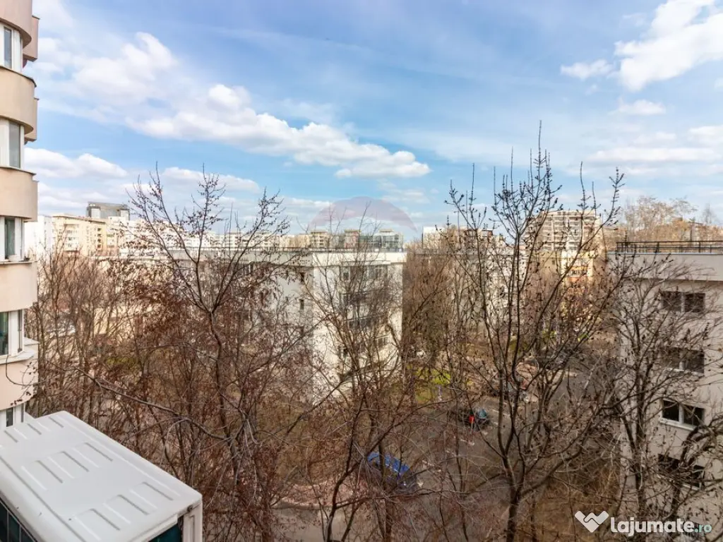 Apartament cu 3 camere de vânzare în zona Vitan Mall / ... 