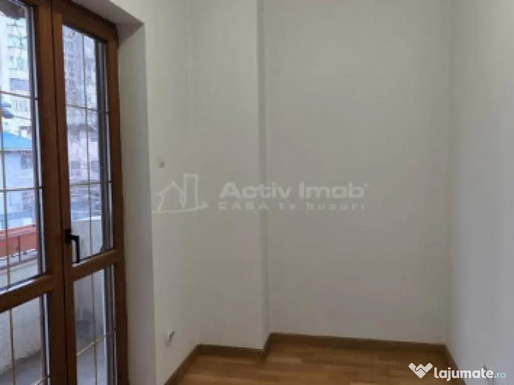 Vila 5 camere, 150 mp, Piata Alba Iulia- Decebal 