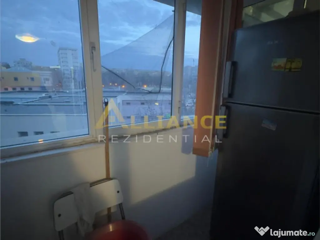 Metrou Titan Garsoniera et 3 din 10 