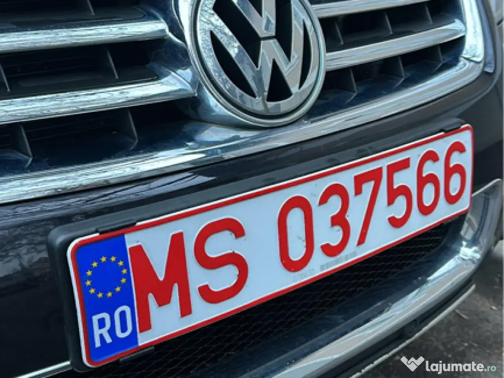 Suporti numar de inmatriculare magnetici sau cu surub 