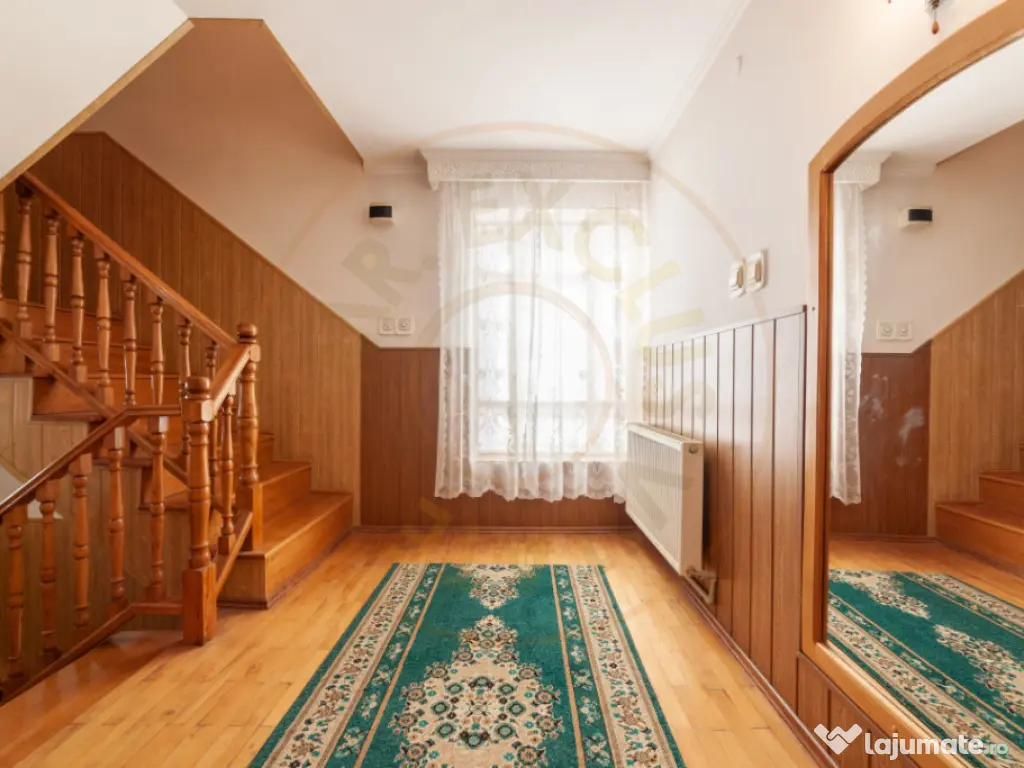 Casa Centrala Pitesti - Strada Traian 