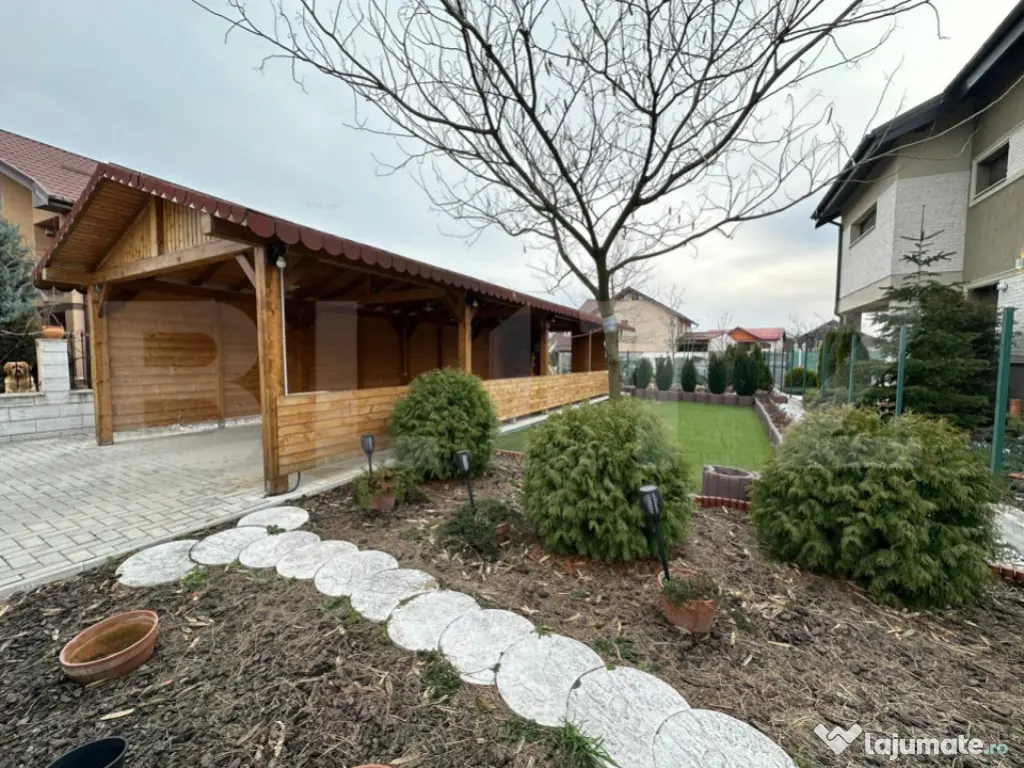 Casa moderna P+1+M, 3 dormitoare, zona Ford 