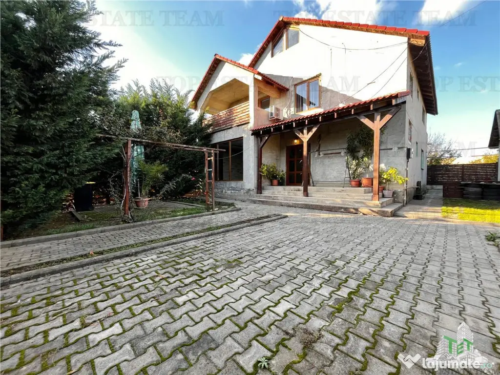 Vila din caramida 4 dormitoare, 170 mp utili, teren 335 mp, 