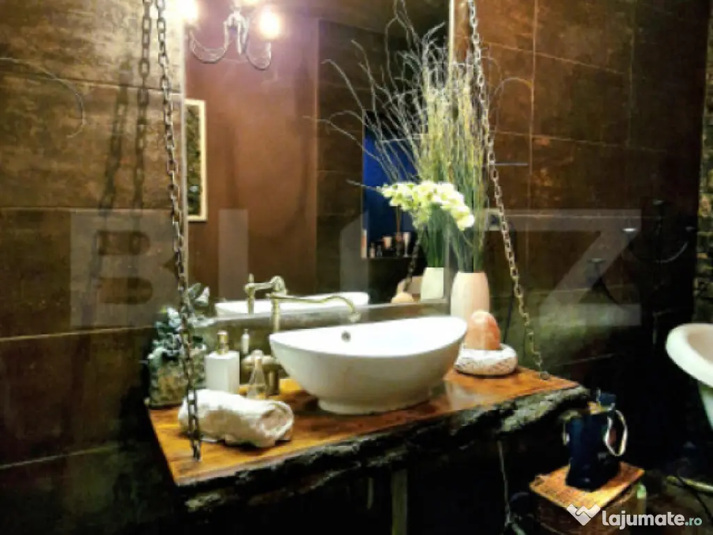 Duplex 140 mp utili, teren 320 mp, zona Vivo 