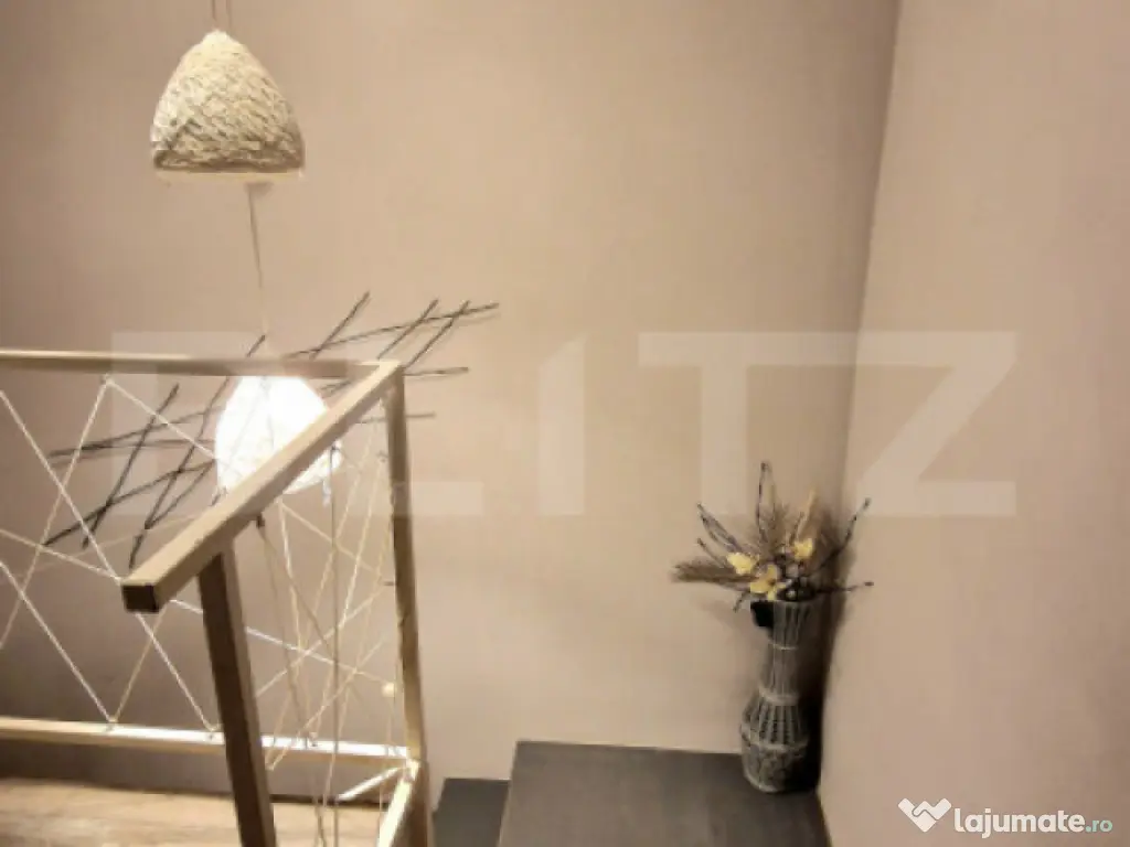 Duplex modern cu 140mp utili, panorama superba, teren 320mp, 