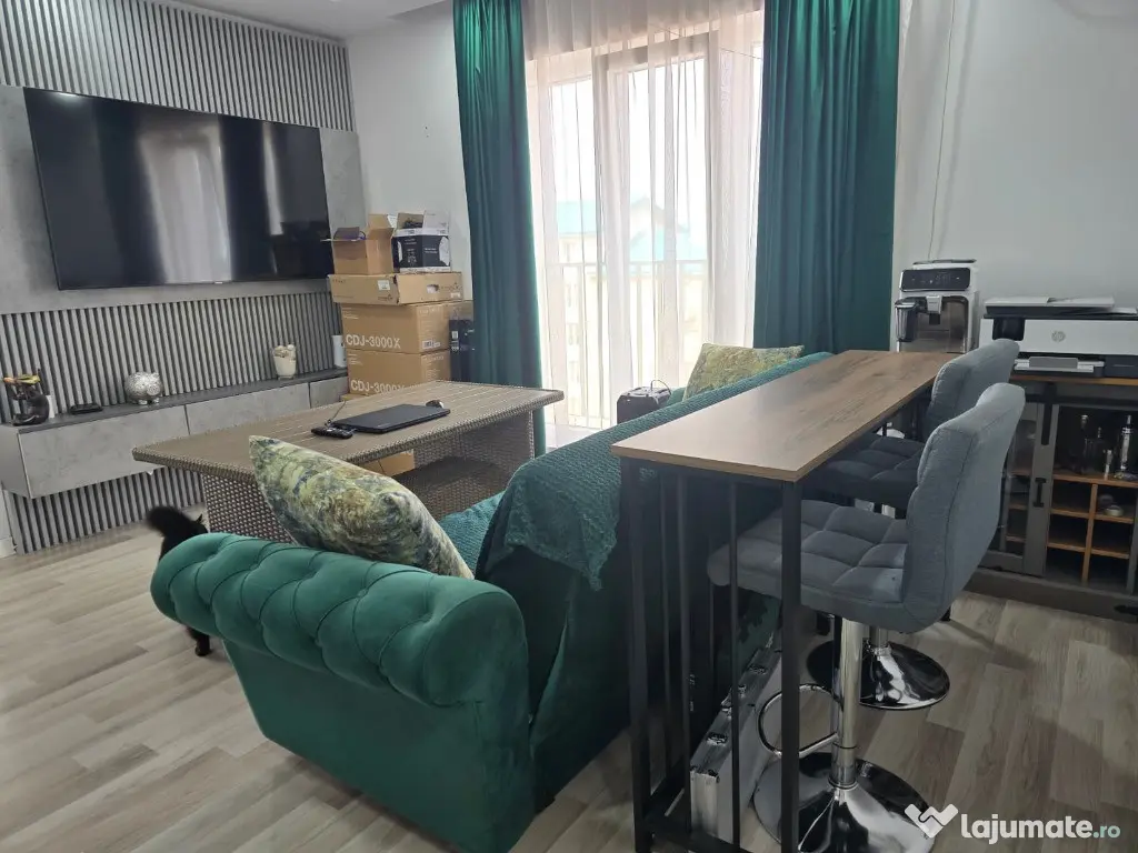 COSMOPOLIS - Apartament 2 camere tip studio, cu terasa mare 