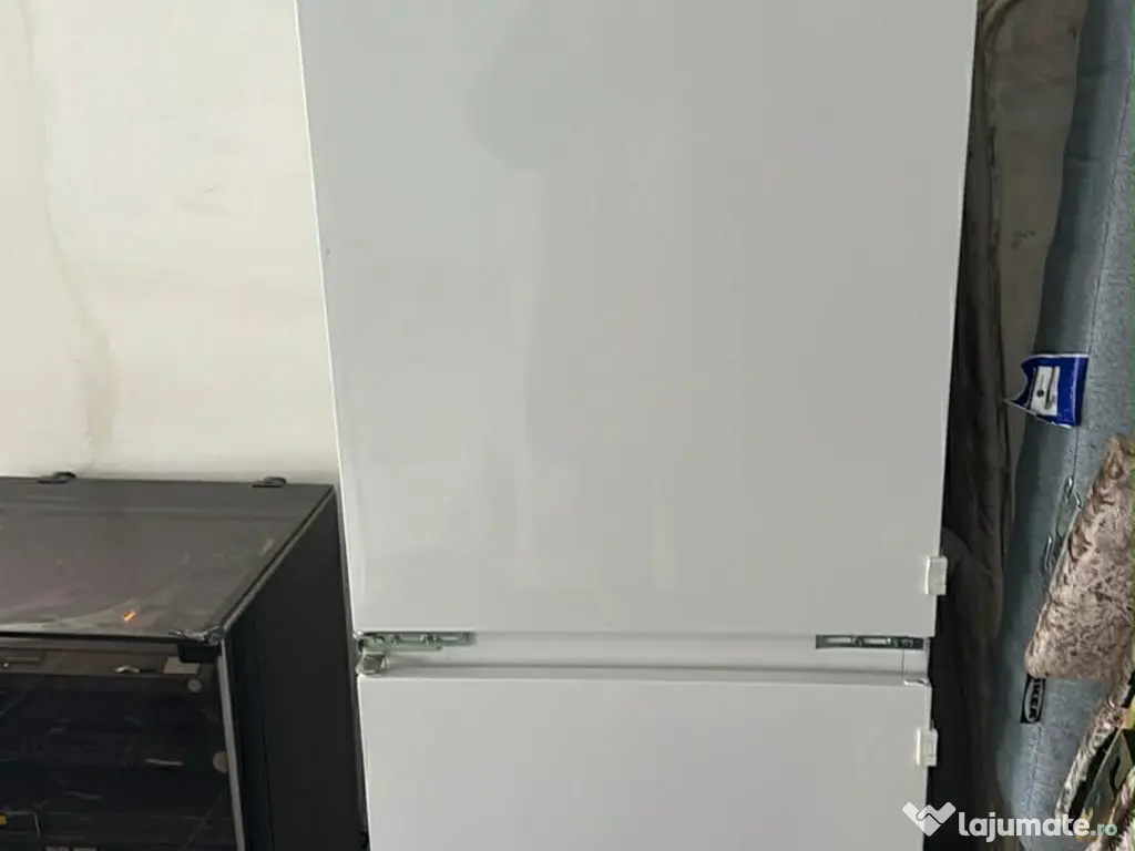 Frigider Incorporabil