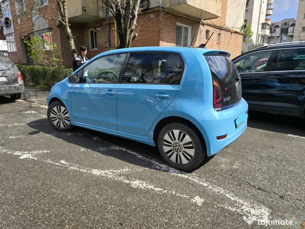 Volkswagen e-up! 